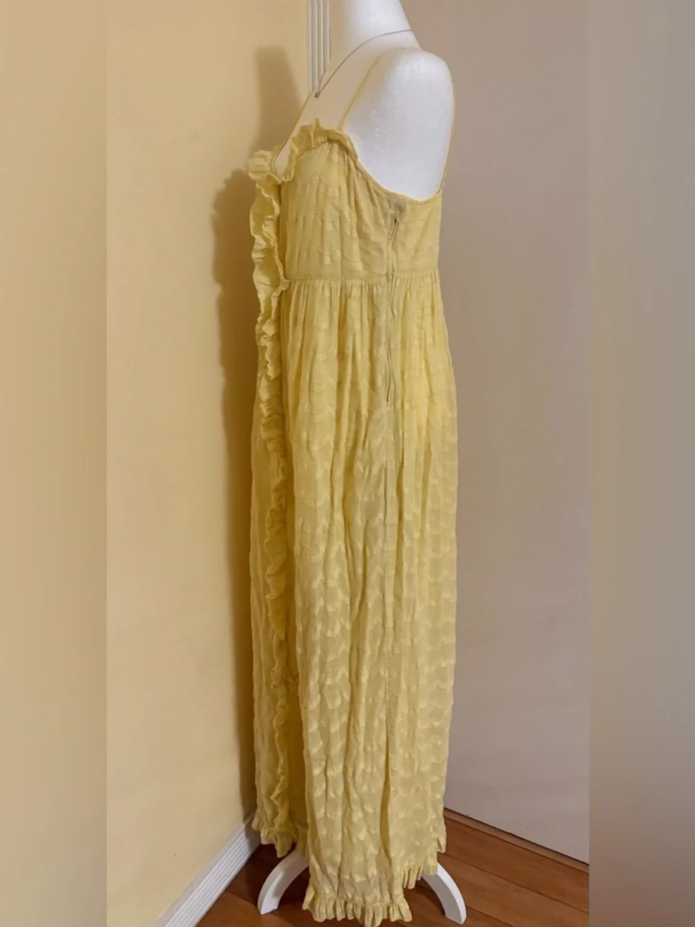 Juicy Couture Soft Yellow Ruffle-Trim Maxi Dress Sz 8 - Picture 3 of 7